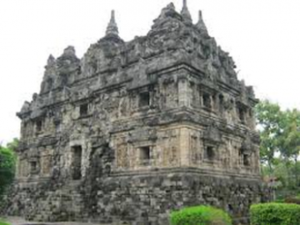 candi sari