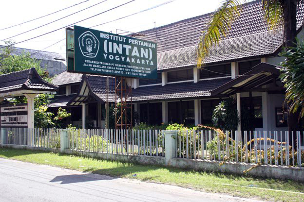 Permalink to Institut Pertanian Yogyakarta (INTAN Yogyakarta)