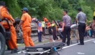 Permalink to Bus Rombongan Haji Terguling di Tol Jatingaleh Semarang