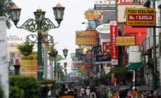 Permalink to Duh, Reklame di Yogya Kian Semrawut!