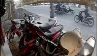 Permalink to Kecelakaan Motor Beruntun di Jalan Bantul Terekam CCTV