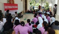 Permalink to Buruh Gendong Pasar Geruduk DPRD DIY
