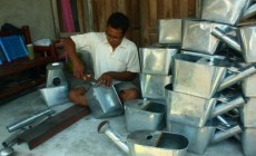 Perajin Gembor, Bertahan di Tengah Kemajuan Zaman